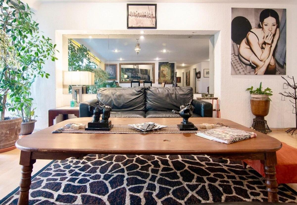 Eclectic Jungle: 4 Bedrooms In Beautifull Polanco Apartment