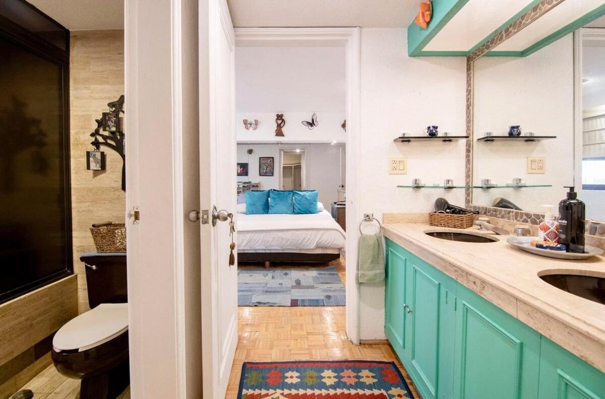 Eclectic Jungle: 4 Bedrooms In Beautifull Polanco Apartment