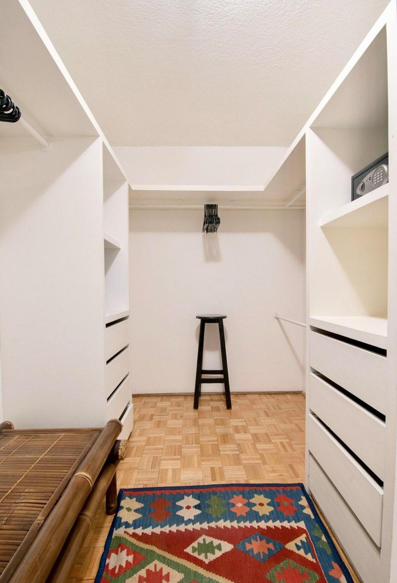 Eclectic Jungle: 4 Bedrooms In Beautifull Polanco Apartment