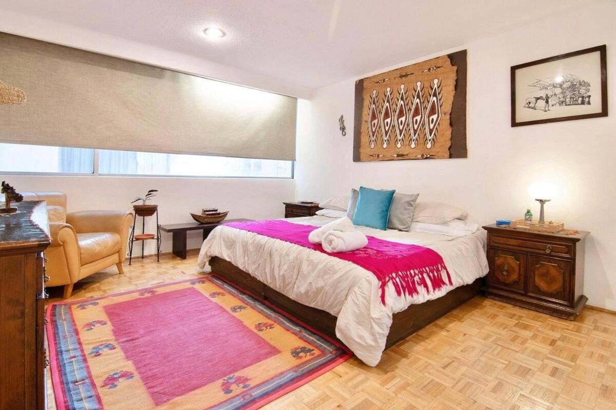 Eclectic Jungle: 4 Bedrooms In Beautifull Polanco Apartment